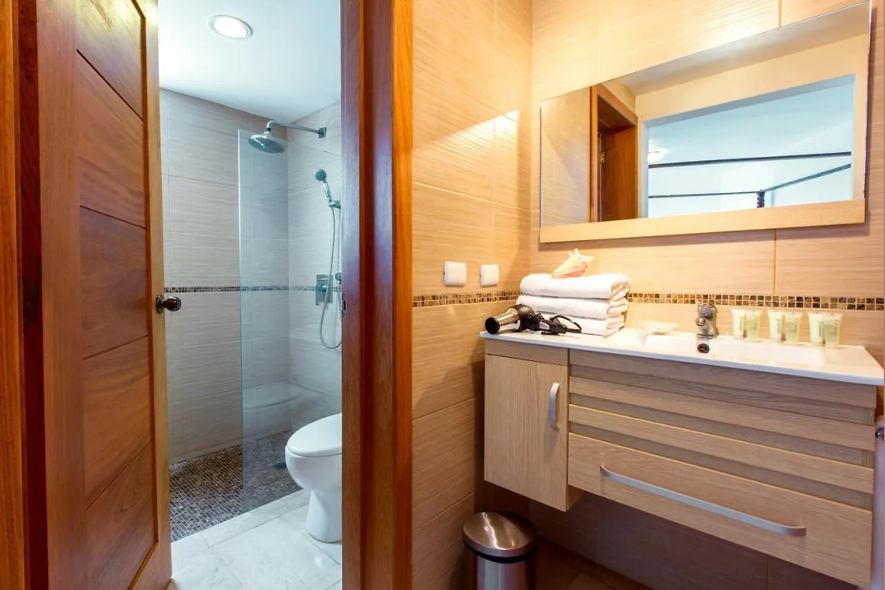 Aventura Village Los Corales Beach And Spa Punta Cana 5*,